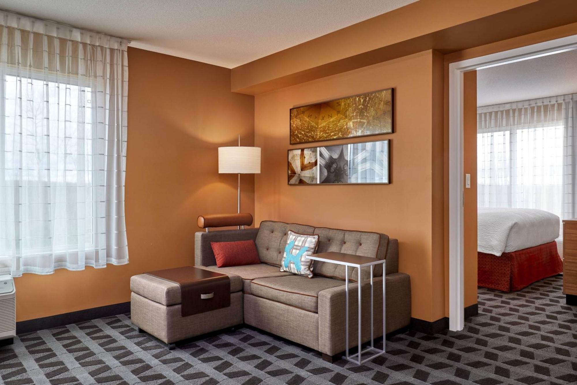 Towneplace Suites By Marriott Fort Mcmurray Buitenkant foto