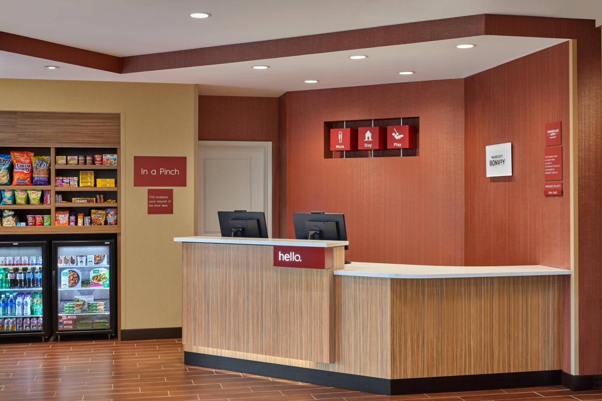 Towneplace Suites By Marriott Fort Mcmurray Buitenkant foto