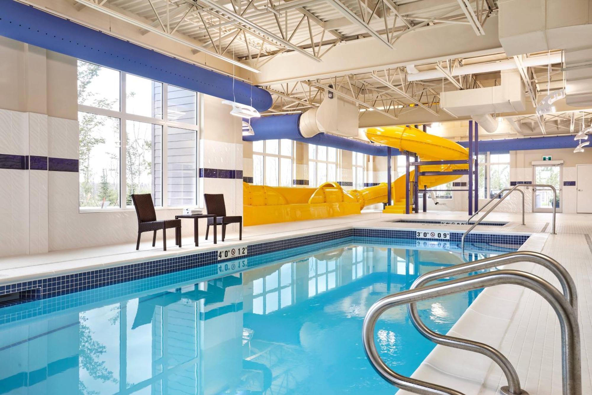 Towneplace Suites By Marriott Fort Mcmurray Buitenkant foto
