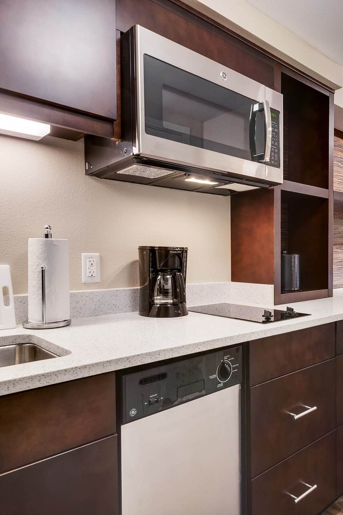 Towneplace Suites By Marriott Fort Mcmurray Buitenkant foto